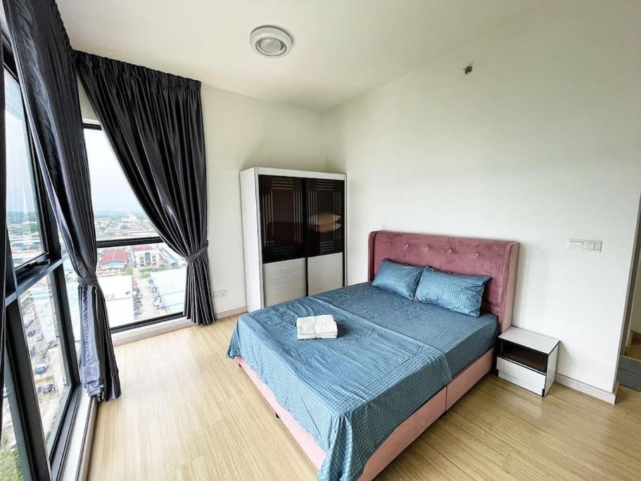 Cozy & Comfy Home Dsara Sentral Opposite Mrt Sungai Buloh Exterior photo